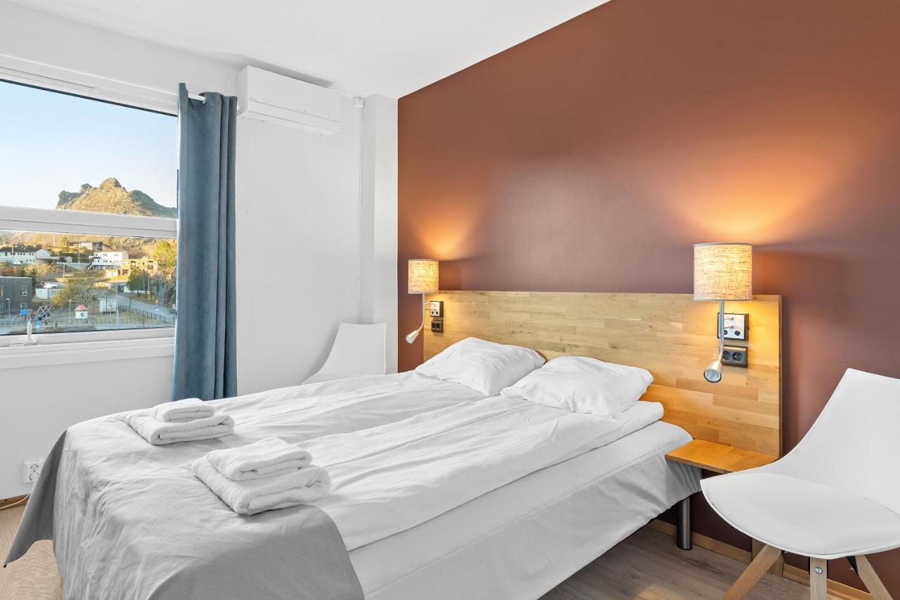 Marina Hotel Lofoten Svolvaer Bagian luar foto